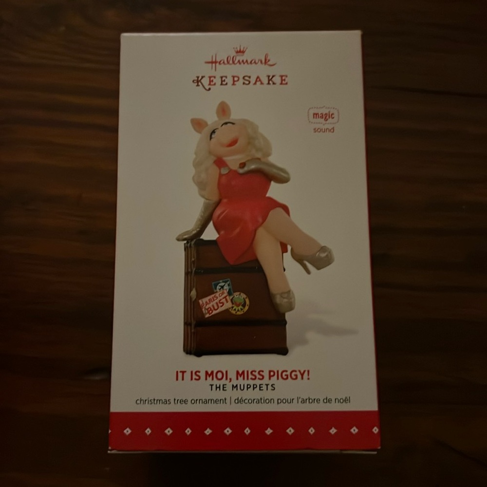 Hallmark keepsake it is moi, missy piggy! The muppets